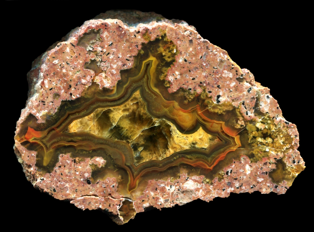 Lvjiazhuang Thunderegg with Banded Agate and Calcite