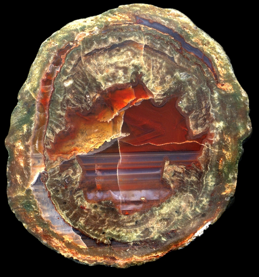 Colourful Esterel La Vigne Thunderegg with Atoll