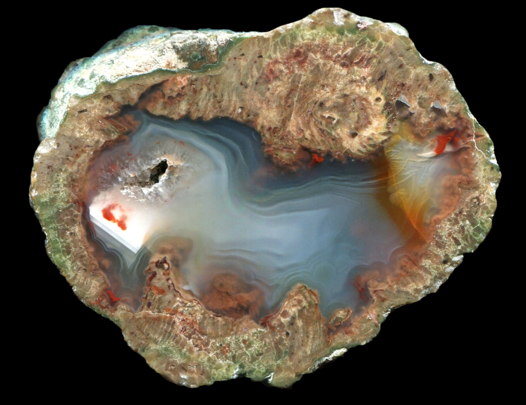 Esterel La Vigne Thunderegg with Gentle Solid Agate
