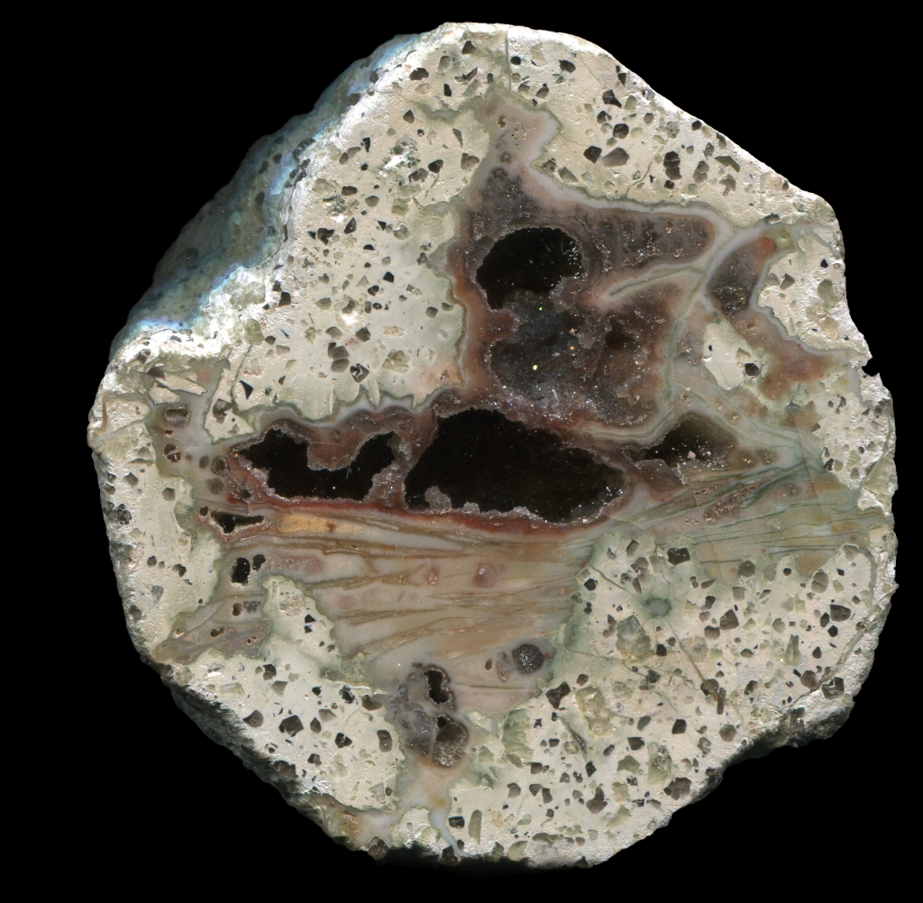 Querbitzsch Thunderegg with Dark Caves