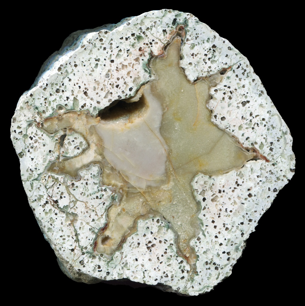 Large Querbitzsch Thunderegg with Solid Core of Silicified Mud