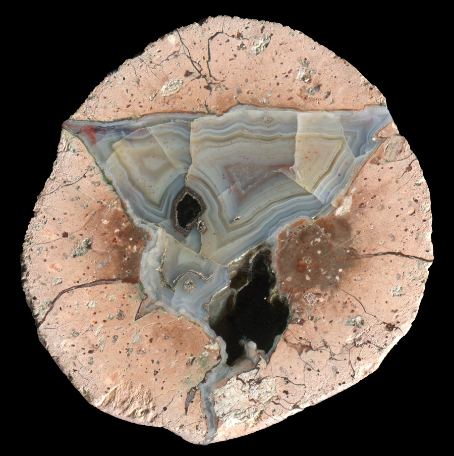 Sunja's Bank Thunderegg with a Neat Triangular Core