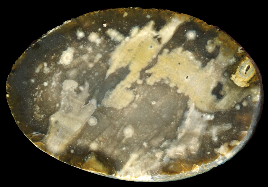 Bishopstone Flint with Complex Cloudy Interior