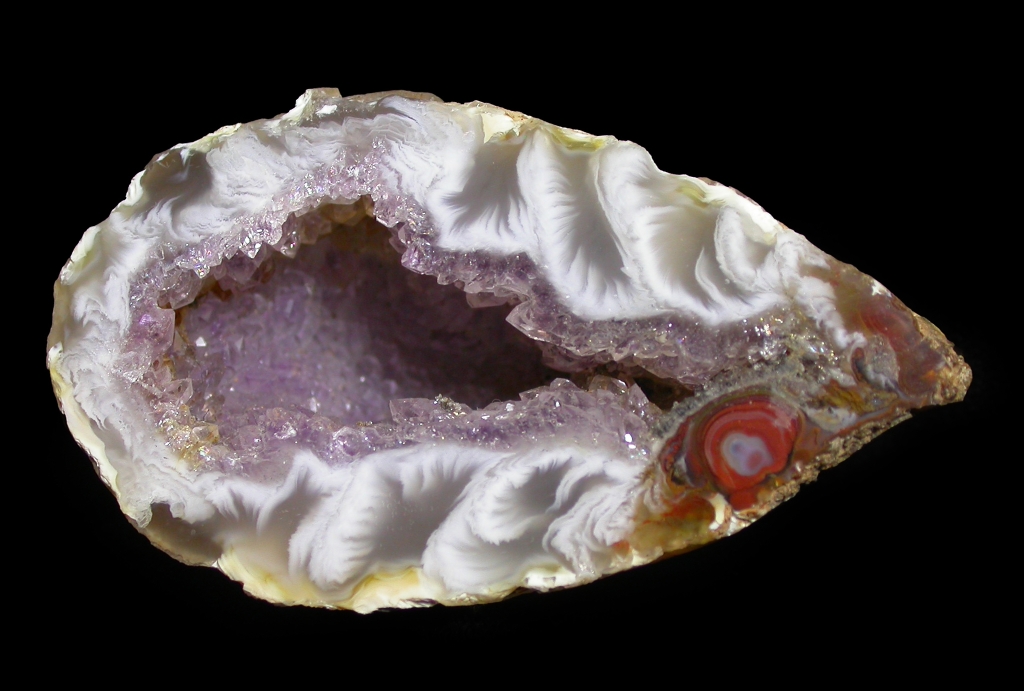 Oco Geode with Amethyst