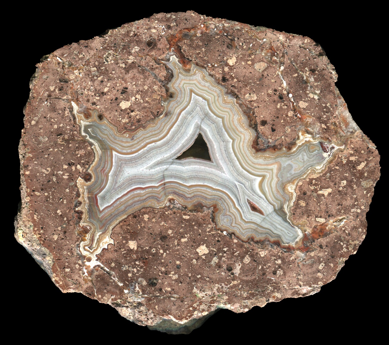 Nowy Kościół Thunderegg with Beautiful Pale Banded Agate