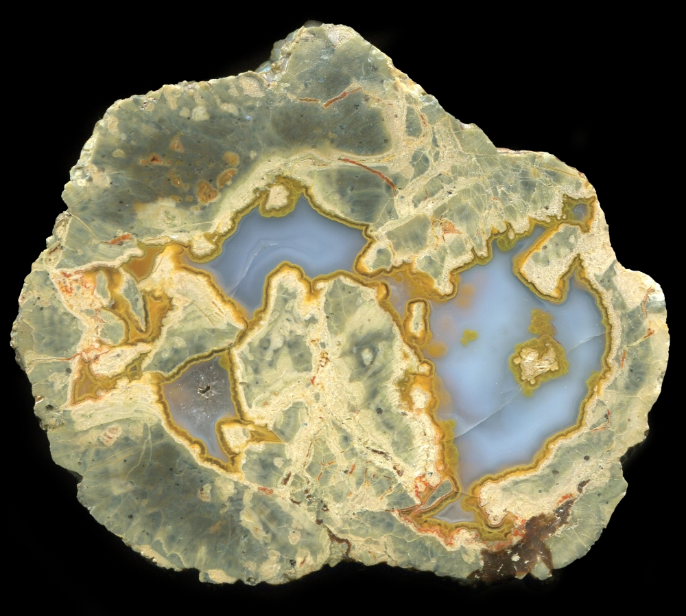 Yadrino Thunderegg with Blue Agate