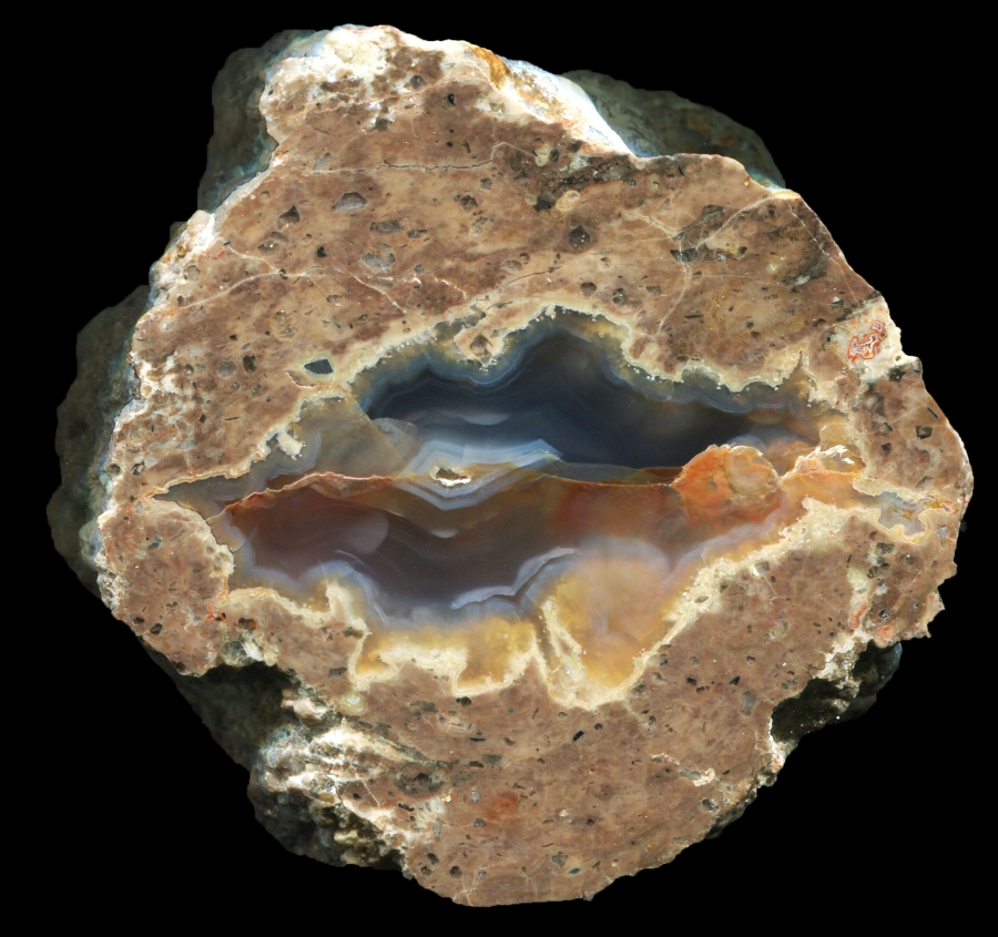 Mt Airy Thunderegg with a Colourful Crack