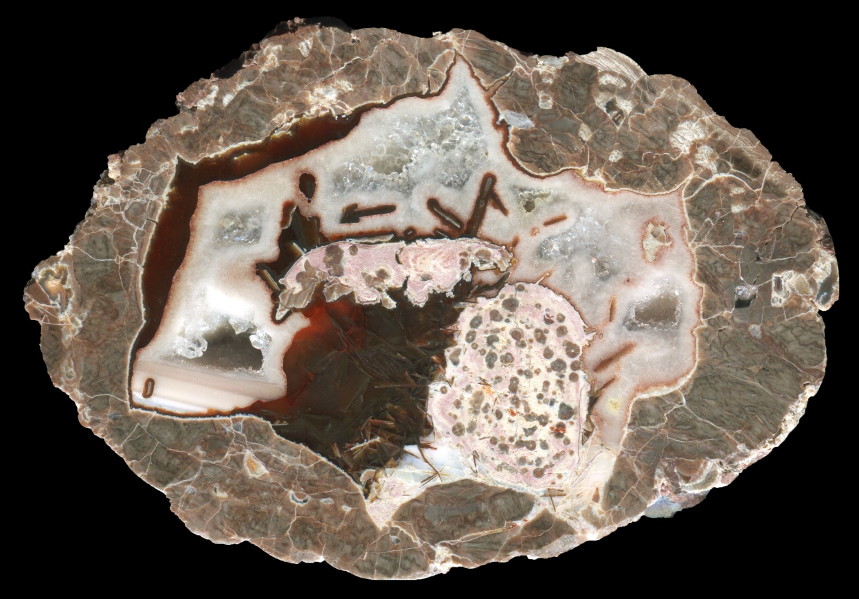 Beautiful Baker Thunderegg with Red and Sagenite
