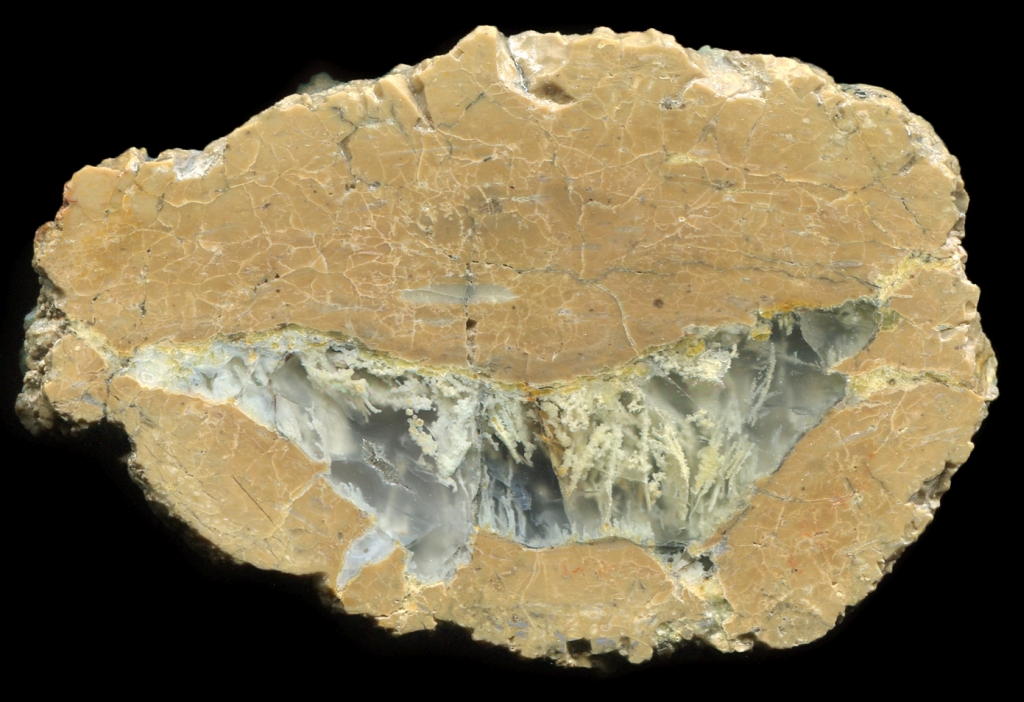 Cougar Trap Thunderegg with Complex Core
