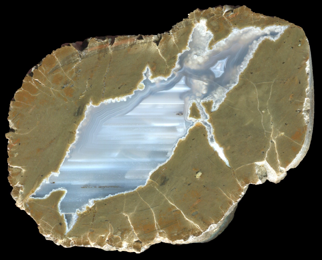 2015 Bed Thunderegg with Delicate Waterline Agate