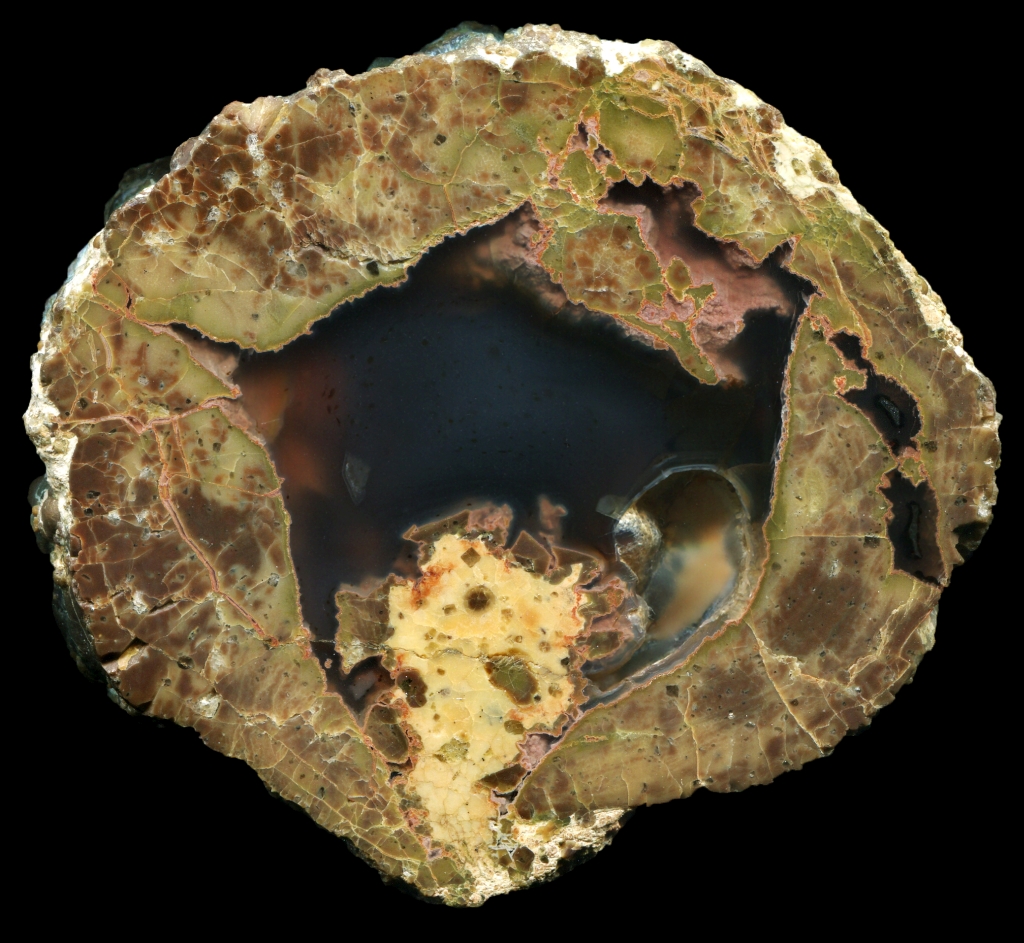WM13 Thunderegg with Unusual Intrusion