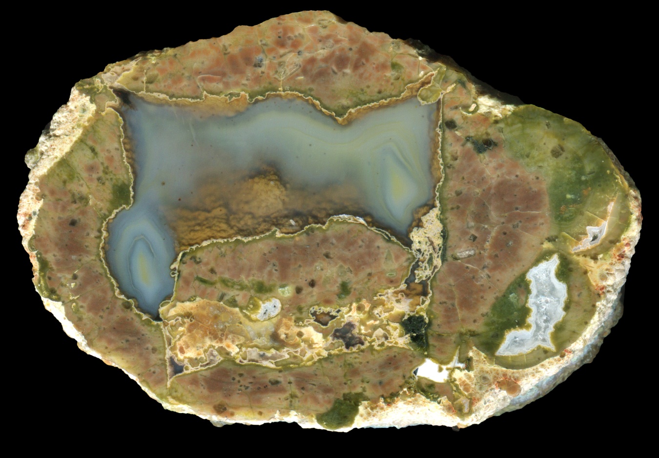 WM13 Thunderegg with Agate 'Flames'