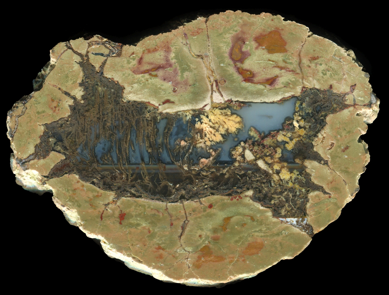 Flat Bed Thunderegg with All the Details - Streamers and Plume